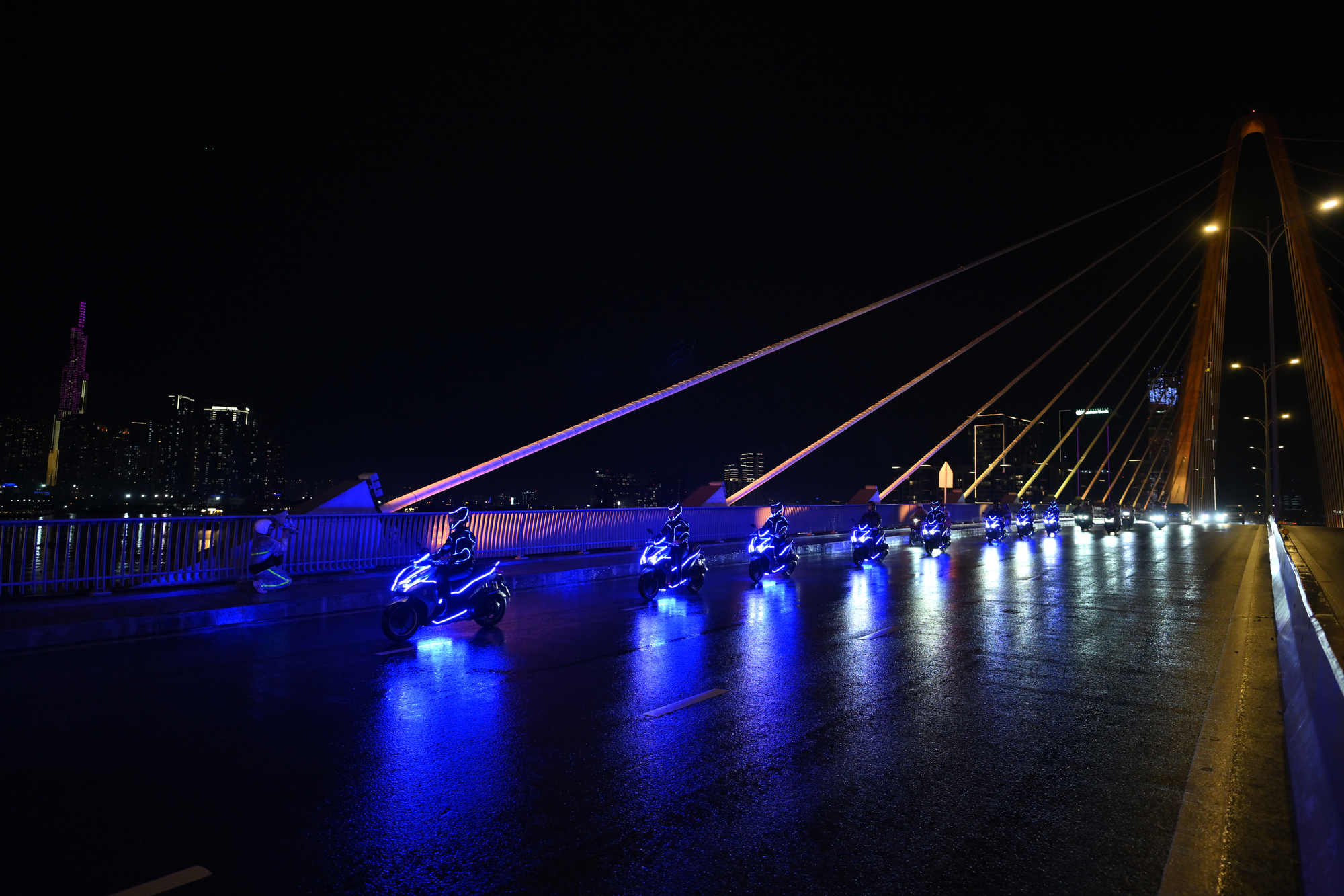 NVX Midnight Touring (Tp.HCM - Phan Thiết)